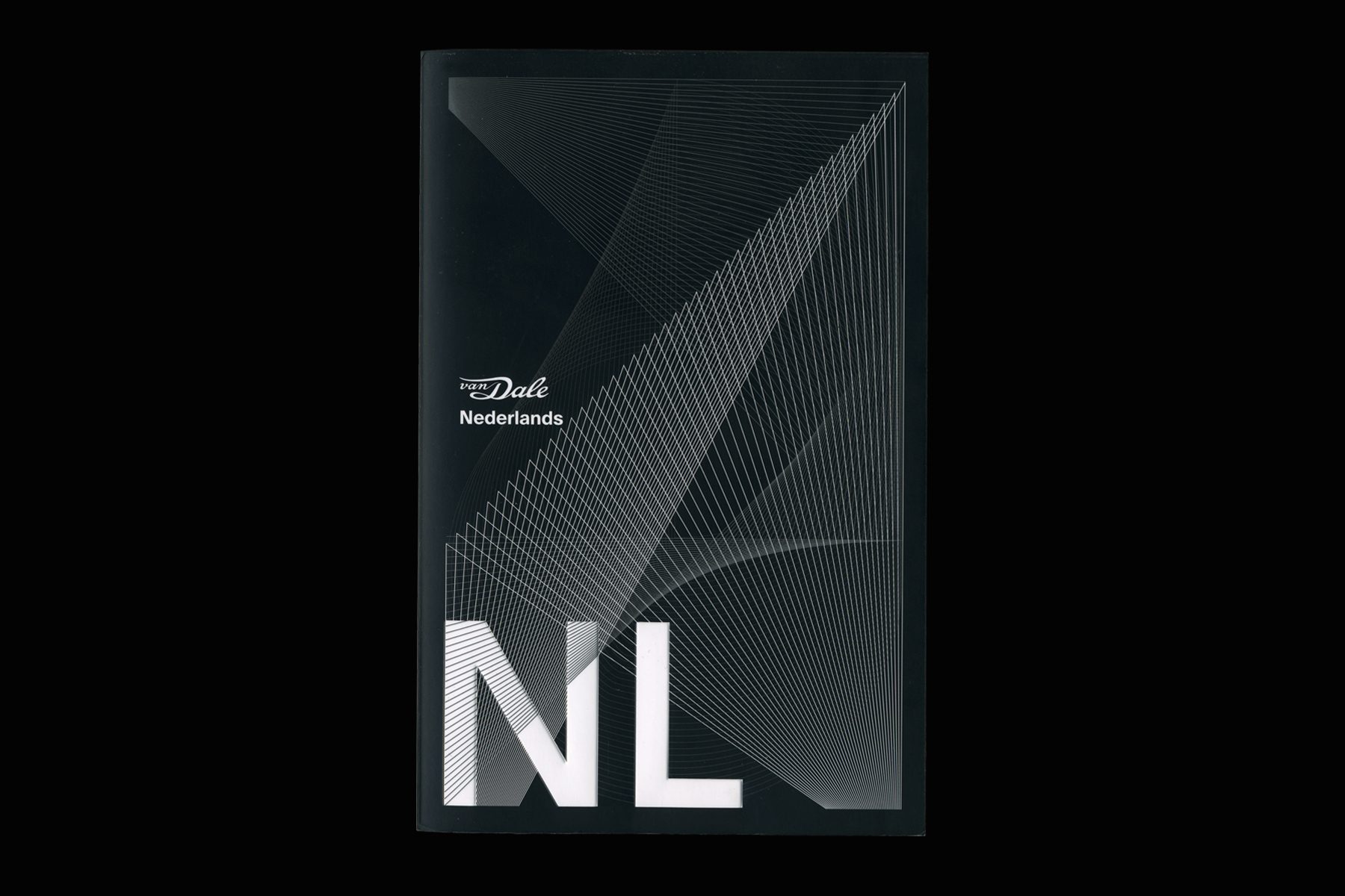 Van-Dale_Pocketwoordenboek_2018_Dimitri-Jeannottat_1800x1200_7c